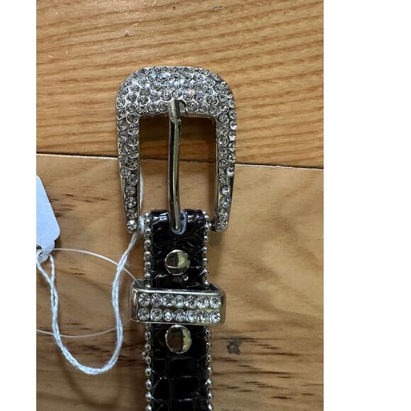 Skinny Black Patent Leather Belt with double row of Rhinestones Medium/Large NEW - Picture 3 of 7